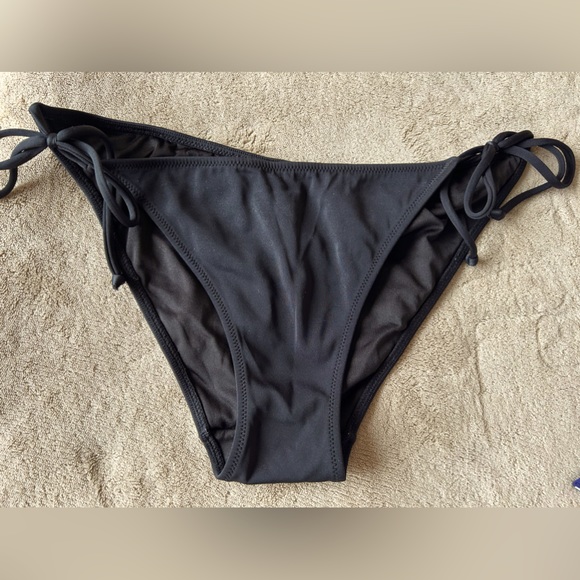 PINK Victoria's Secret Other - PINK Victorias Secret Ruched Bikini Bottom in Black. Women's Medium
